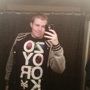 Profile Picture of Mark McMahan (@alexanderthe8st) on Twitter