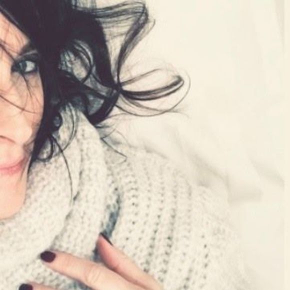 Profile Picture of Jennifer jenci Ciraolo (@noprints) on Poshmark