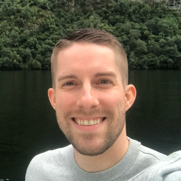 Profile Picture of Christopher Mcelwee (@c_mcelwee) on Poshmark