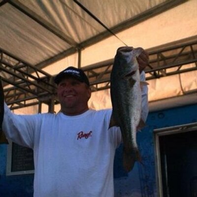 Profile Picture of Travis Loyd (@GoFishTravis) on Twitter