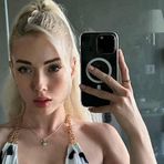 Profile Picture of Betty Acres (@Betty-Acres) on Facebook