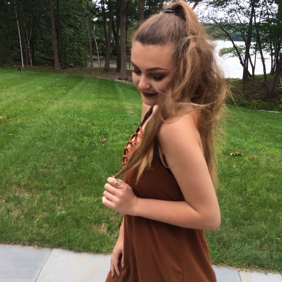 Profile Picture of Jill Bougie (@jill_bougie) on Poshmark