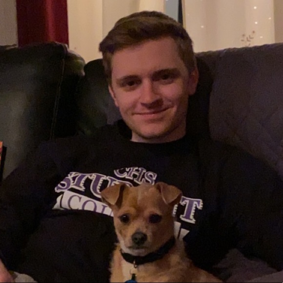 Profile Picture of Chris Autera (@topher0614) on Poshmark