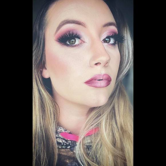 Profile Picture of Courtney Joan (@courtney_joan) on Poshmark