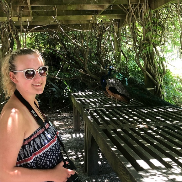 Profile Picture of Kate Borosky (@kateborosky6154) on Poshmark