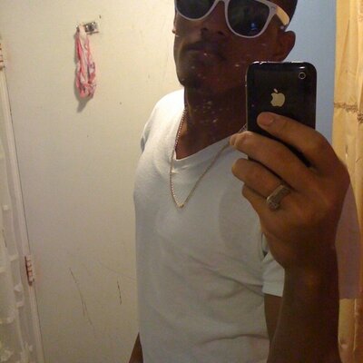 Profile Picture of Raymond Omar (@titaco2215) on Twitter