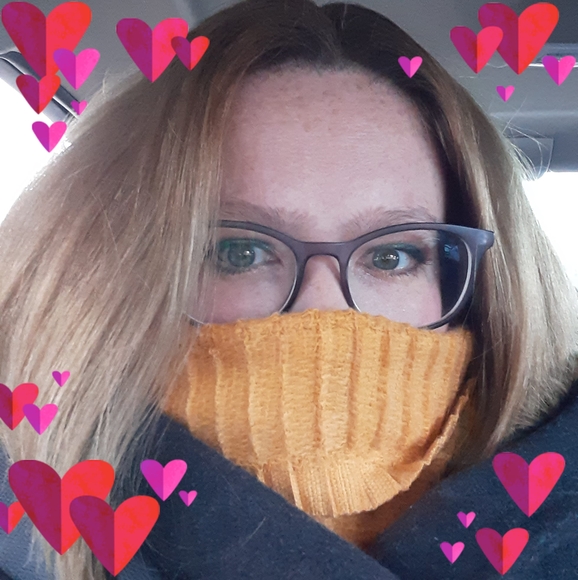 Profile Picture of Annie Herschell (@annieherschell) on Poshmark