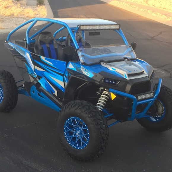 Profile Picture of Blake Rosen (@blakearosen) on Poshmark