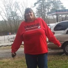 Profile Picture of Tina (@tinahulsey7) on Tiktok