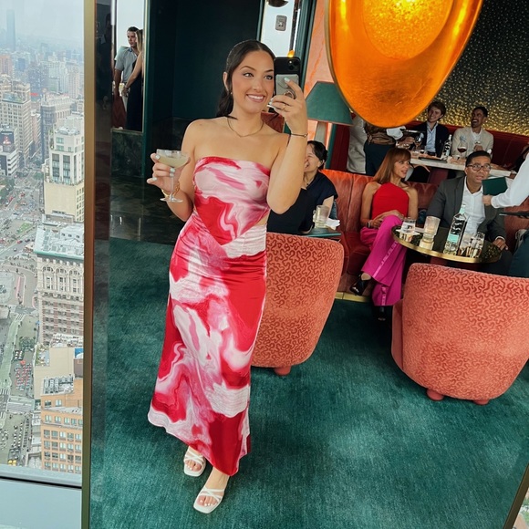 Profile Picture of Amanda Murad (@amandamurad) on Poshmark