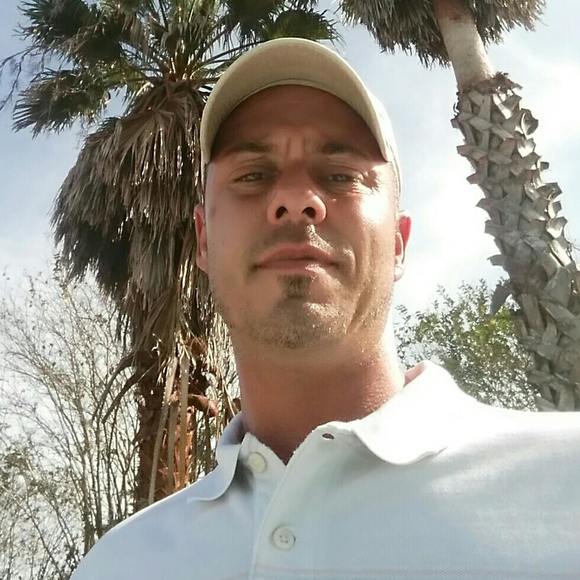 Profile Picture of Jimmy Coffman (@jimmycoffman30) on Poshmark