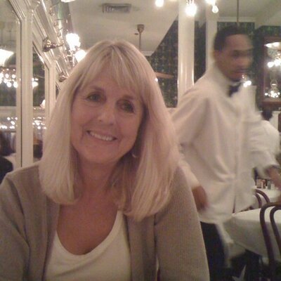 Profile Picture of Mary Brann (@mjblv) on Twitter