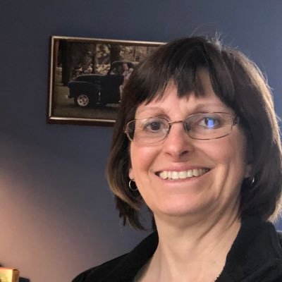 Profile Picture of Pamela Pfeiffer (@pamela_pfeiffer) on Twitter