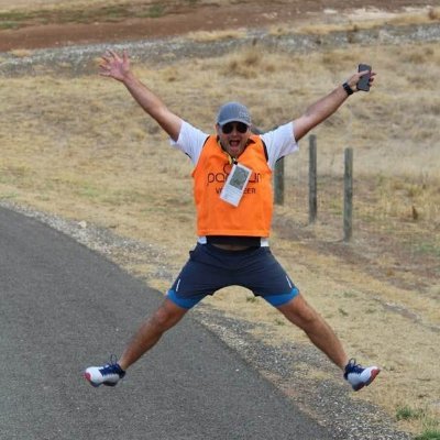 Profile Picture of Simon Whitley (@illegal_worker) on Twitter