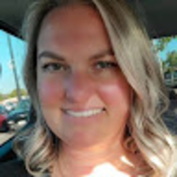 Profile Picture of Trystan Bravin (@trystanbravin) on Poshmark