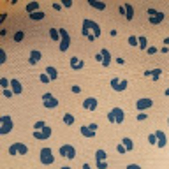 Profile Picture of Cassy Cox (@cassy_cox) on Poshmark