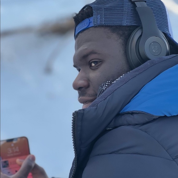 Profile Picture of Mohamed deen Jalloh (@mdeenjalloh) on Poshmark