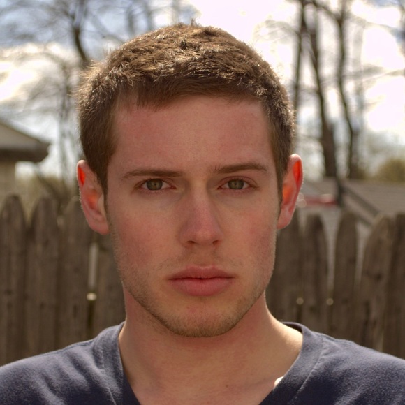 Profile Picture of Thomas Vetter (@thomasvetter) on Poshmark