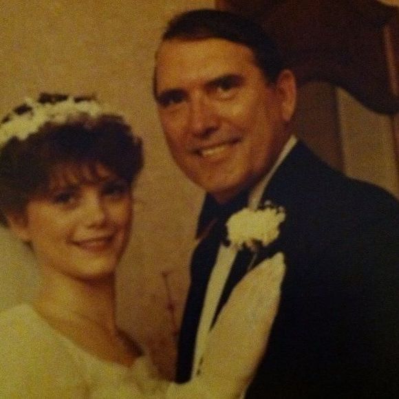 Profile Picture of Tara Denora (@tdenora) on Poshmark