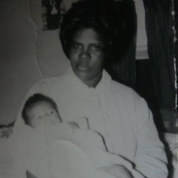 Kyle Mclendon - Poshmark Profile Picture of Kyle Mclendon (@kymclen9194) on Poshmark