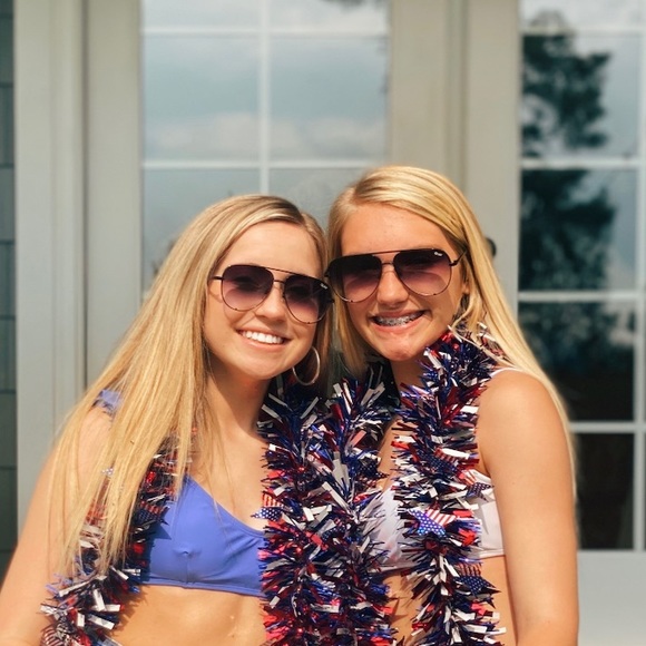 Profile Picture of Alivia Sherrer (@livsherrer5) on Poshmark