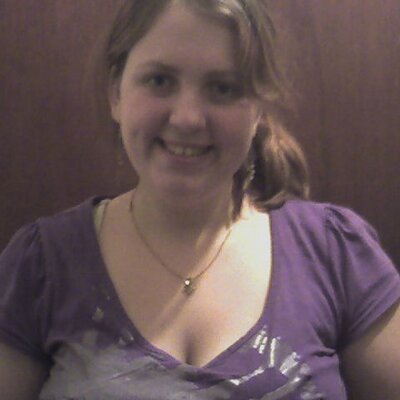 Profile Picture of Amanda Brophy (@josieandjessie) on Twitter