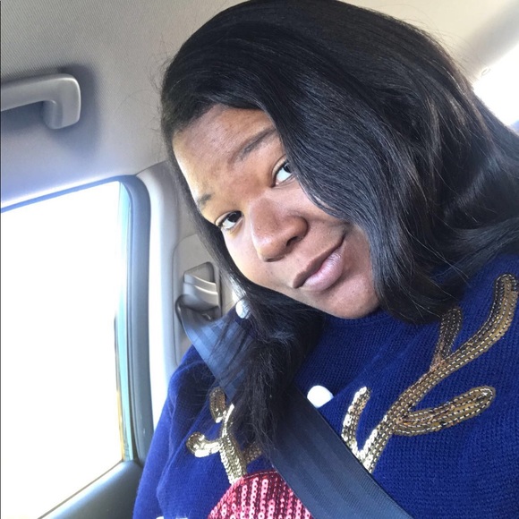 Profile Picture of Taara Hilton (@hiltonts) on Poshmark