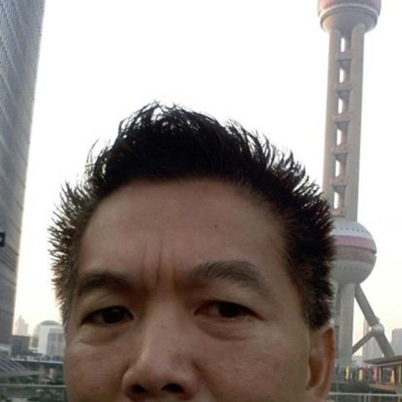 Profile Picture of Wayne Wong (@waynew168) on Poshmark