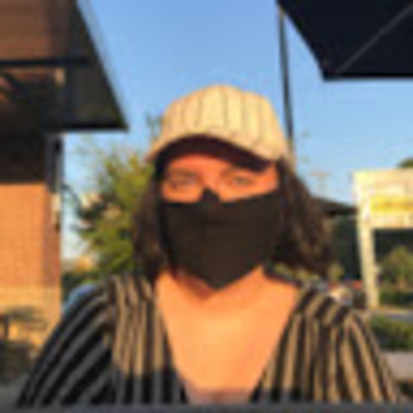 Profile Picture of Haley Creech (@hscreechh) on Poshmark