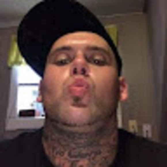 Profile Picture of James Ruark (@jimmyruark93) on Poshmark