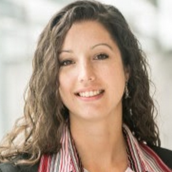 Profile Picture of Crystal Danner (@pseudome852) on Poshmark