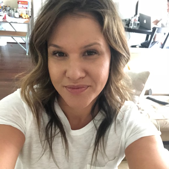 Profile Picture of Christina Grandy (@cgrandy19) on Poshmark