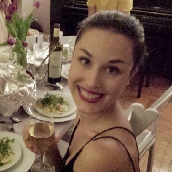 Profile Picture of Kate Henckel (@katehyman) on Poshmark