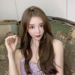 Profile Picture of 赵贝贝i (@zhaobeibeii) on Instagram
