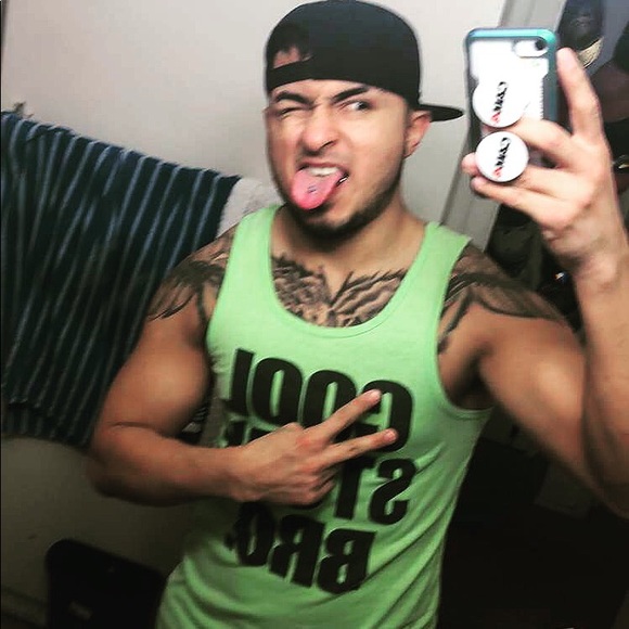 Profile Picture of Boltz Magallanes (@boltzzap) on Poshmark