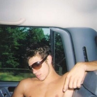 Profile Picture of Derwin Bryant (@derwinbryant) on Twitter