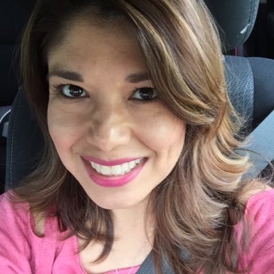 Profile Picture of Lorena Galvan (@lorenagalvan70) on Twitter