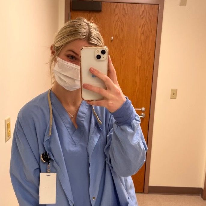 Profile Picture of Julia Kolly (@juliakolly1) on Tiktok