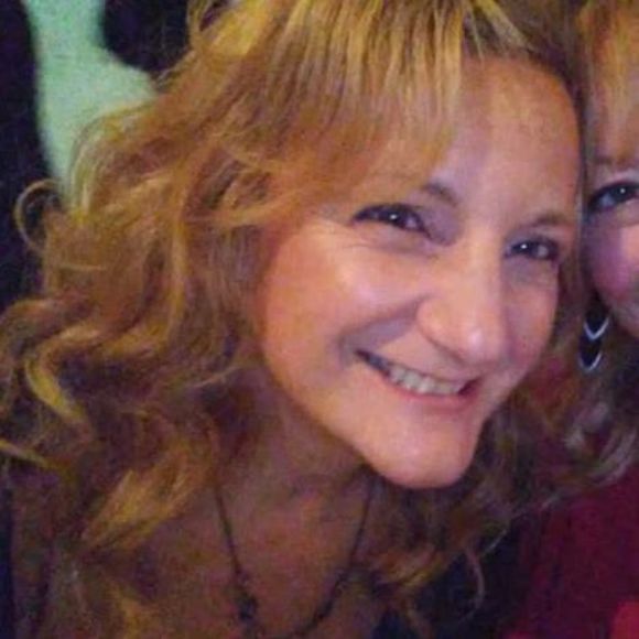 Profile Picture of Tina Topoleski (@tetopoleski) on Poshmark