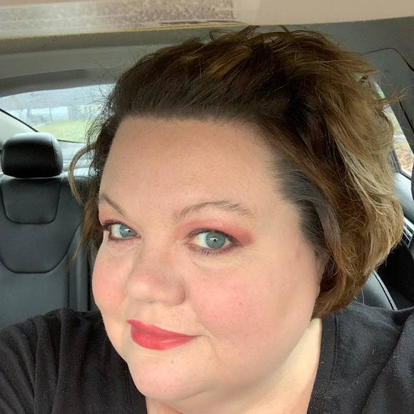 Profile Picture of Georgetta Hatfield griffith (@georgetta_24) on Poshmark