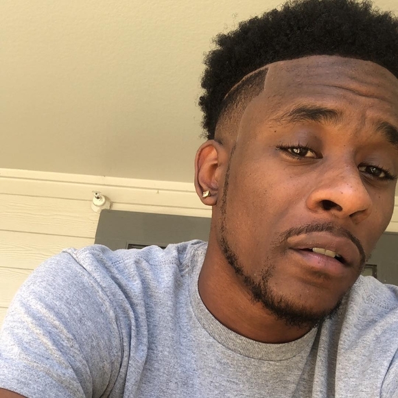 Profile Picture of Dontrell Johnson (@dtrell20) on Poshmark