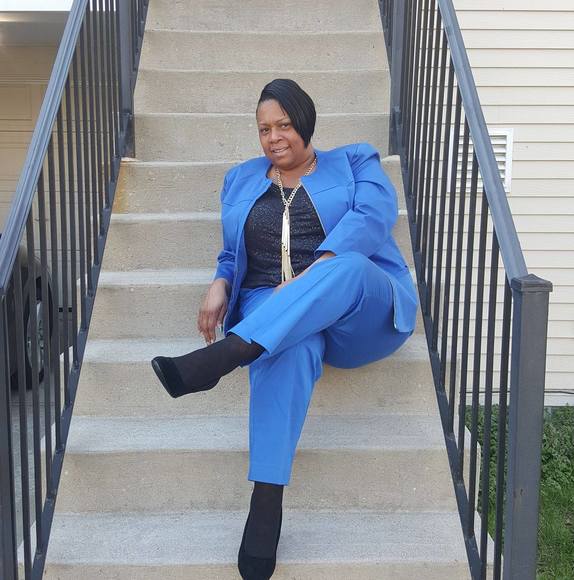 Profile Picture of Adrienne Ateam-carroll (@dadrienne1) on Poshmark