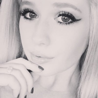 Profile Picture of Amber Roush (@Amberrosee20) on Twitter