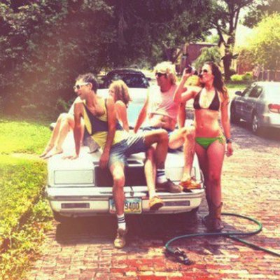 Profile Picture of Chris Monday (@FlyingWeevil) on Twitter