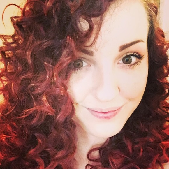 Profile Picture of Haley Harris (@hh0905) on Poshmark