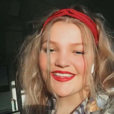 Profile Picture of Emily Bright (@ebright301133) on Twitter