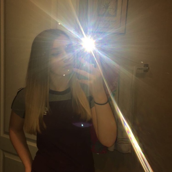 Profile Picture of Hailey Best (@haileyshady) on Poshmark