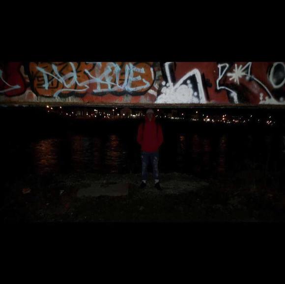 Profile Picture of Jonathan Lindley (@jonathanlind658) on Poshmark