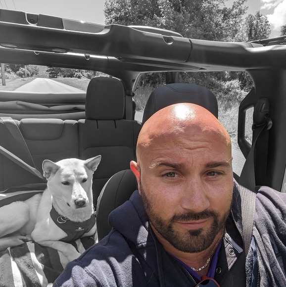 Profile Picture of Michael Cassata (@angeloc3681) on Poshmark