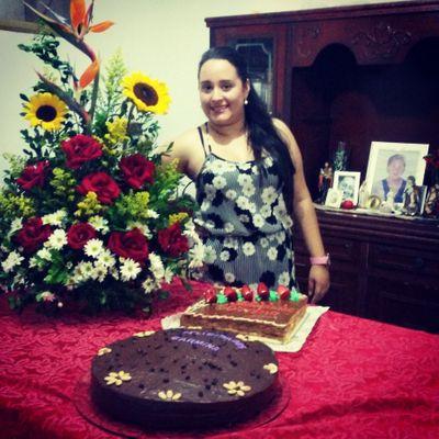 Profile Picture of Carmina Jimenez (@carminaajim) on Twitter